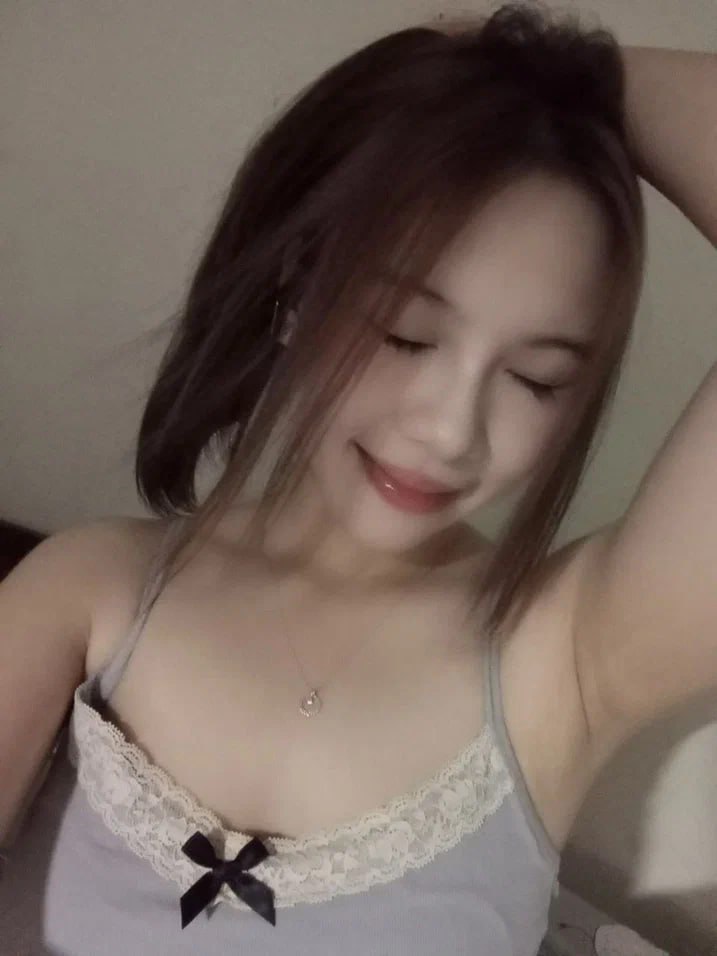 Người vợ gạ địt cả nhà chồng vì người chồng dẫn về quê rồi bỏ bê